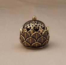 Load image into Gallery viewer, Mini Lotus Incense Burner
